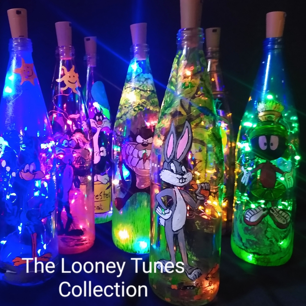 Looney Tunes Multi Colored Party Bottle Lights